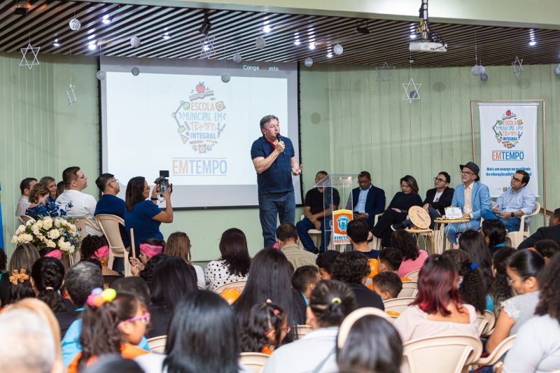 Lançamento do Programa Escola EM TEMPO Integral