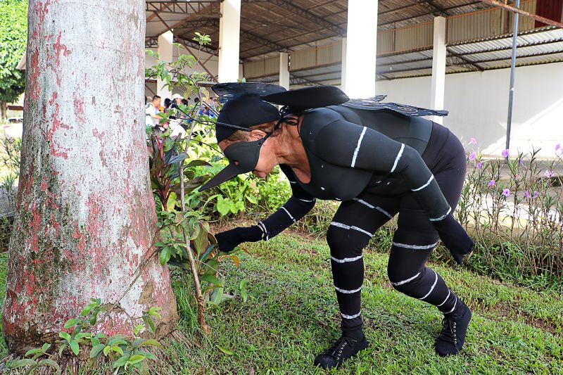 MULTIDÃO COMBATE A DENGUE