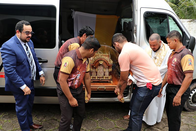 Visita de Relíquias da St Terezinha- Carmelo