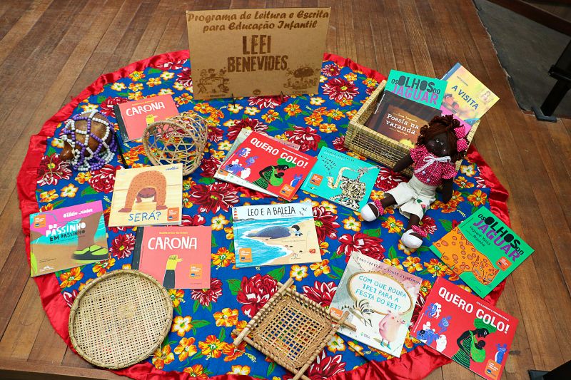 Formação do Programa de Leitura e Escrita da Educação LEEI