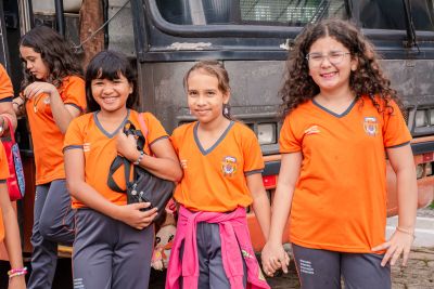 PARCERIA ESCOLA/SEMAGRI - DISTRIBUIÇÃO DE MILHO