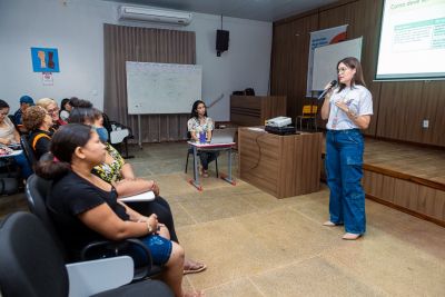 Capacitação para vendedores ambulantes destaca boas práticas na manipulação de alimentos