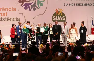 Benevides conquista mais um prêmio de prestígio em Brasília e garante destaque federal neste fim de ano! 