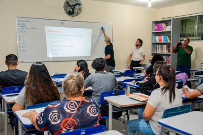 CURSO DE INGLÊS EM PREPARAÇÃO PRA COP 30 - ESCOLA ANA TELLES