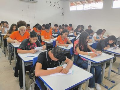 Teste de Monitoramento da Aprendizagem – TMA é aplicado aos alunos do 5º e 9º anos da Rede Municipal de Ensino
