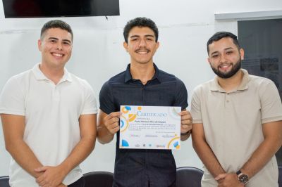 Jovens de Benevides concluem com êxito curso gratuito de Informática Essencial