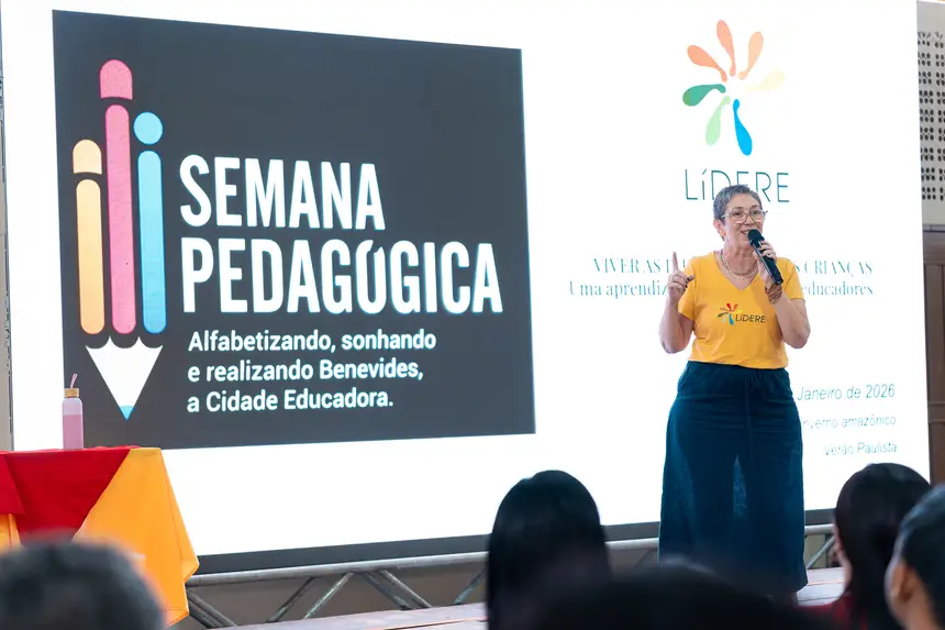 No Dia Internacional da Educação, Benevides forma 'educadores do acolhimento' para fortalecer o carinho que transforma o aprendizado