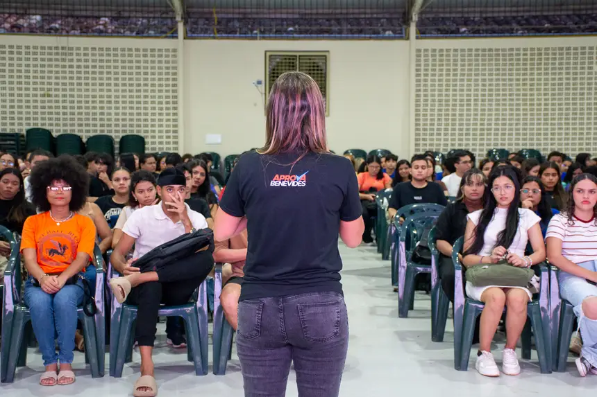 Prefeitura de Benevides promove "aulão" de preparação para candidatos ao Cursinho