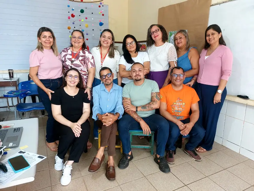 Formação EMTEMPO:  Conteúdos de Ciências Humanas e da Natureza nas Formações Continuadas para os professores das Escolas Em Tempo Integral