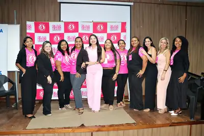 Elas Por elas